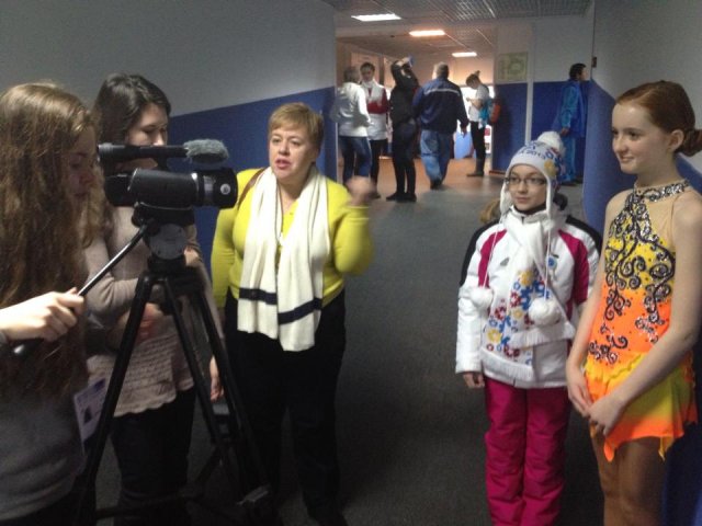 599217_223845347754788_1605338278_n